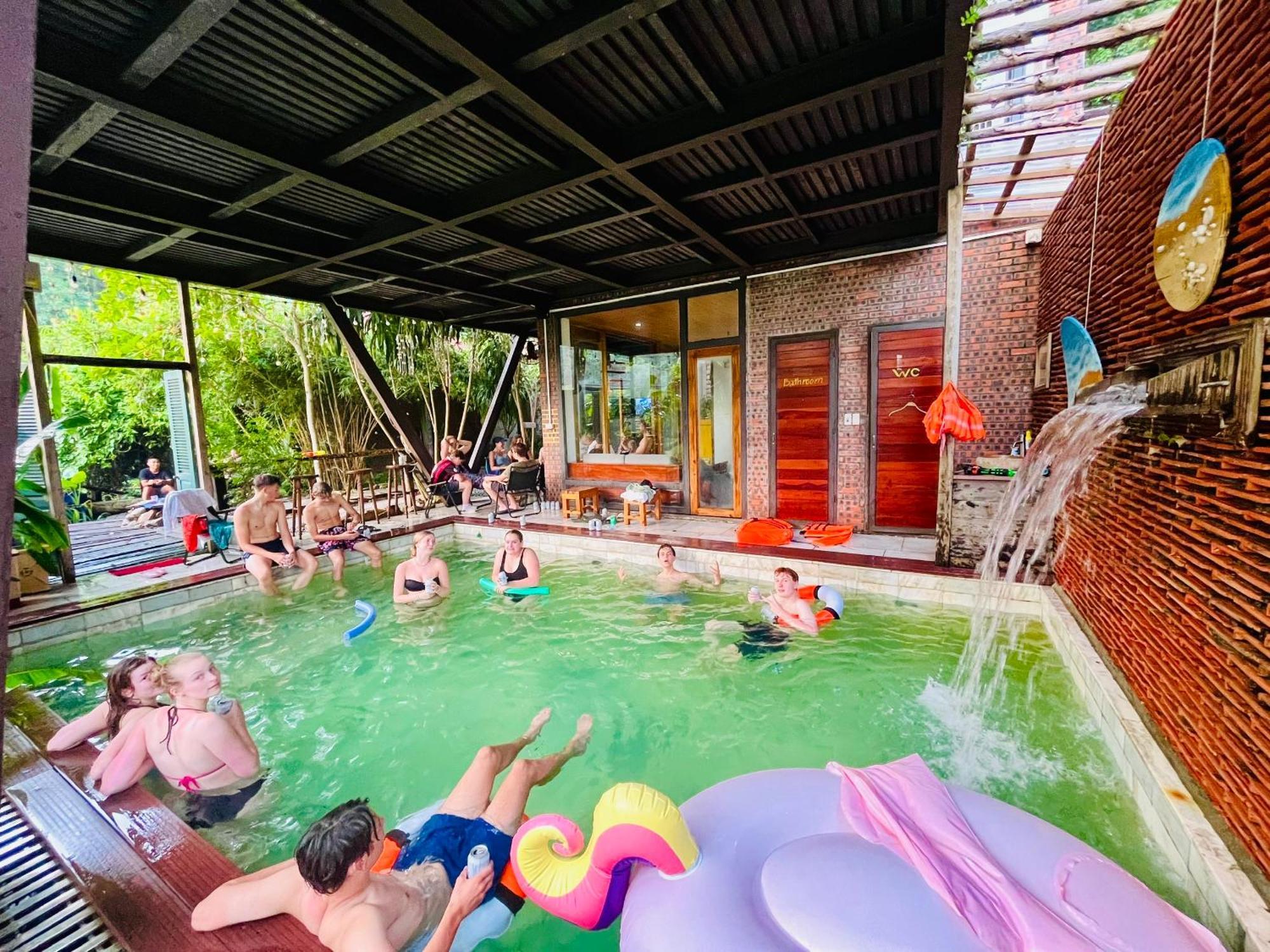 Homestay Eco May5 Travel Ha Long Esterno foto